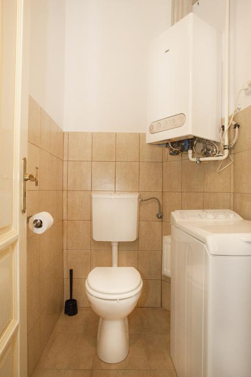 Carolyn Apartman In The Old City Apartment Будапеща Екстериор снимка